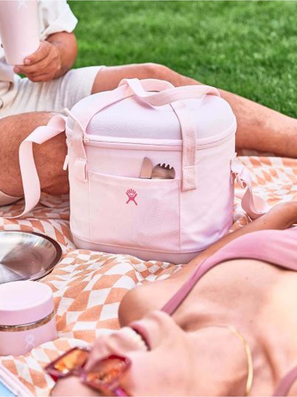 NWT Hydroflask Carry Out 20 Liter Cooler
